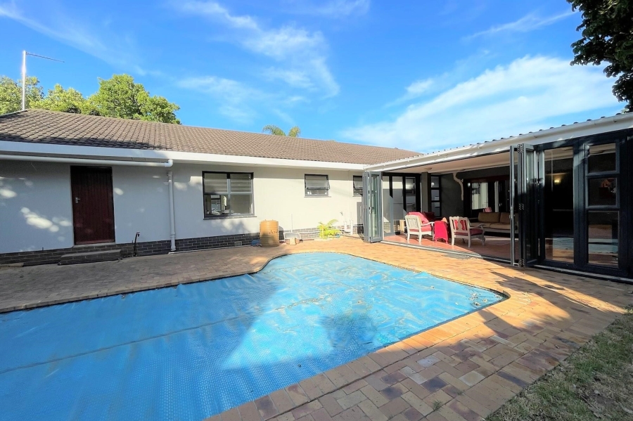 To Let 3 Bedroom Property for Rent in Durbell Western Cape
